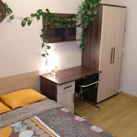 Guest house Quiet And Cozy In The Center Near The Old Town *