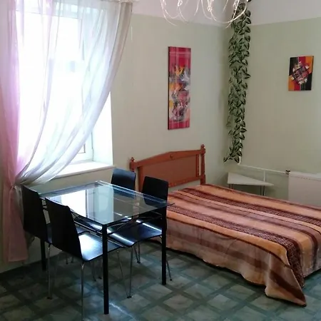 Quiet And Cozy In The Center Near The Old Town Guest house