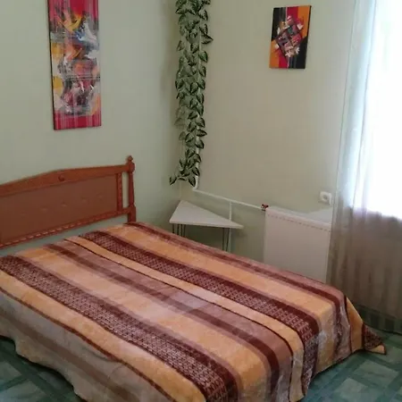 Quiet And Cozy In The Center Near The Old Town Guest house